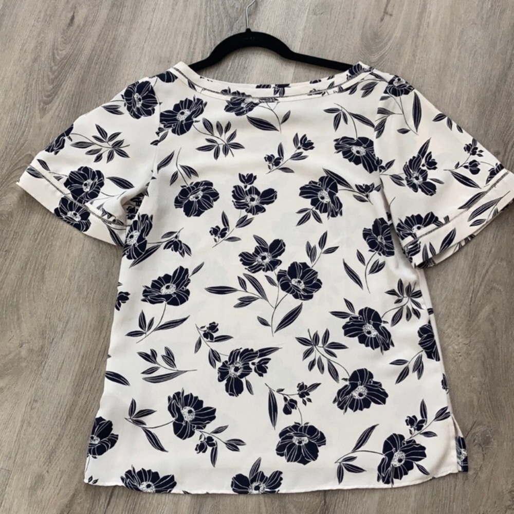 Ann Taylor Blouse XS